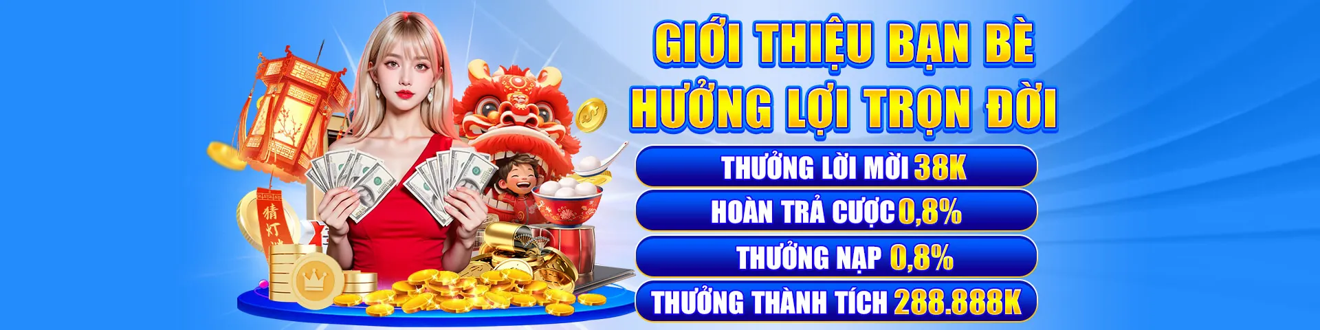 Một người đàn ông trẻ tuổi đang mỉm cười, sử dụng điện thoại di động để đăng nhập vào ứng dụng Fun88